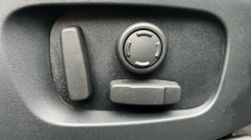 Land Rover Range Rover Velar 2.0 D200 MHEV Dynamic SE 5dr Auto Diesel Estate